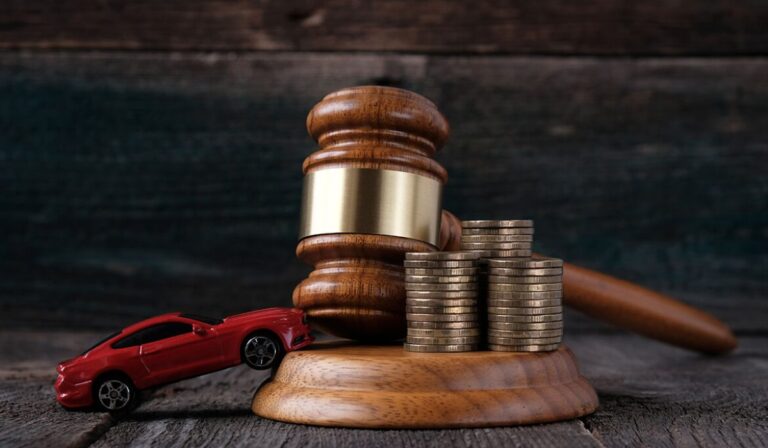 Tek Taraflı Trafik Kazalarında Trafik Sigortasından Tazminat Alınabilir Mi?